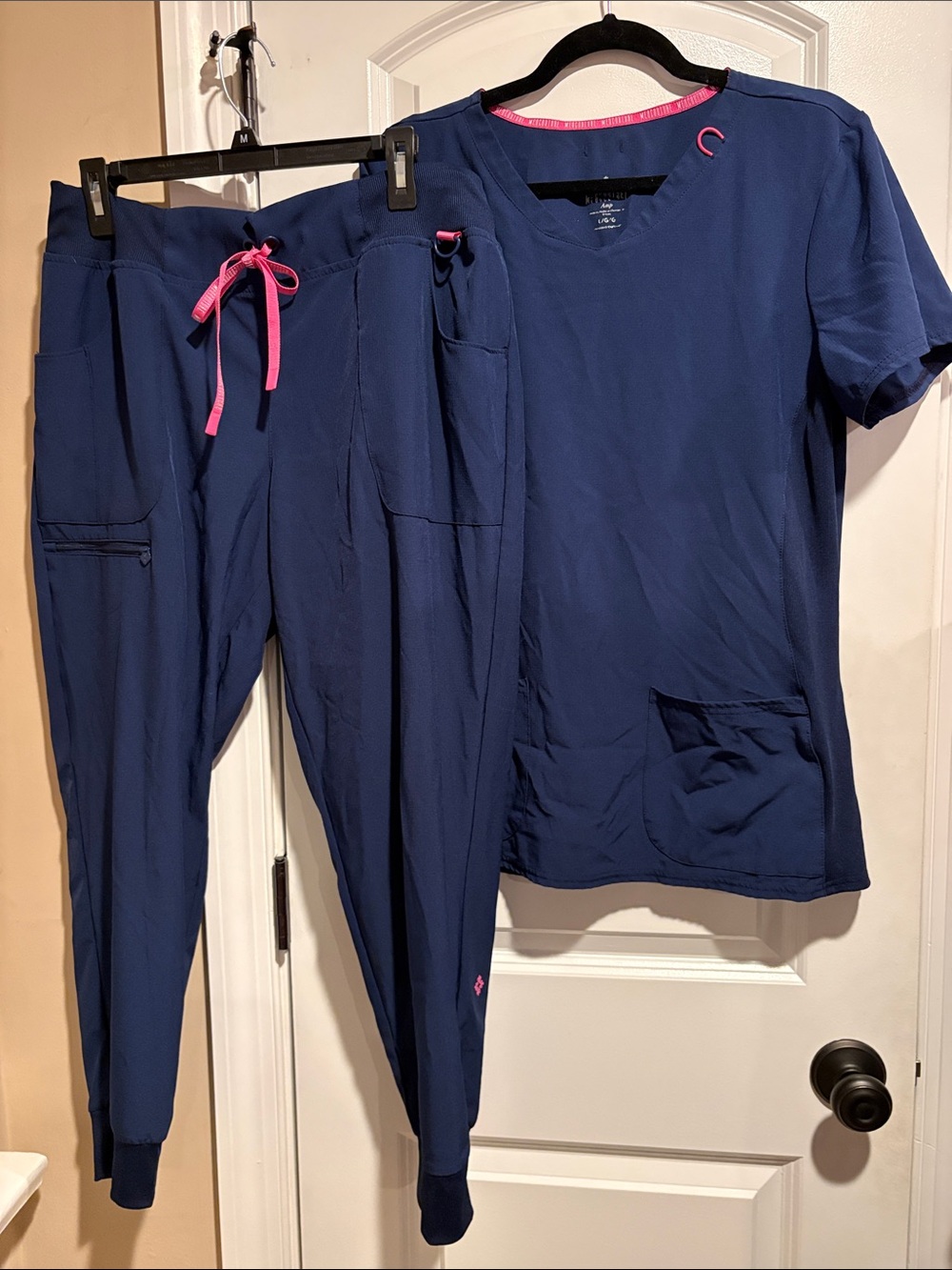✨ Navy Scrub Set ✨